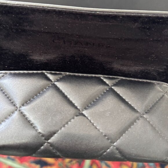 Chanel White Oval Sunglasses w Case, Wipe & Box NEW lenses - Picture 10 of 13